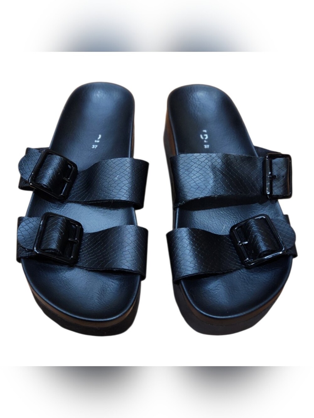 Divided Black Sandals, Sz 6